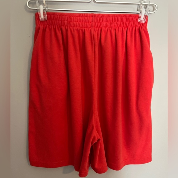 Weekenders Vintage Athletic Shorts in Vibrant Red with Breathable Fabric M - Picture 1 of 6